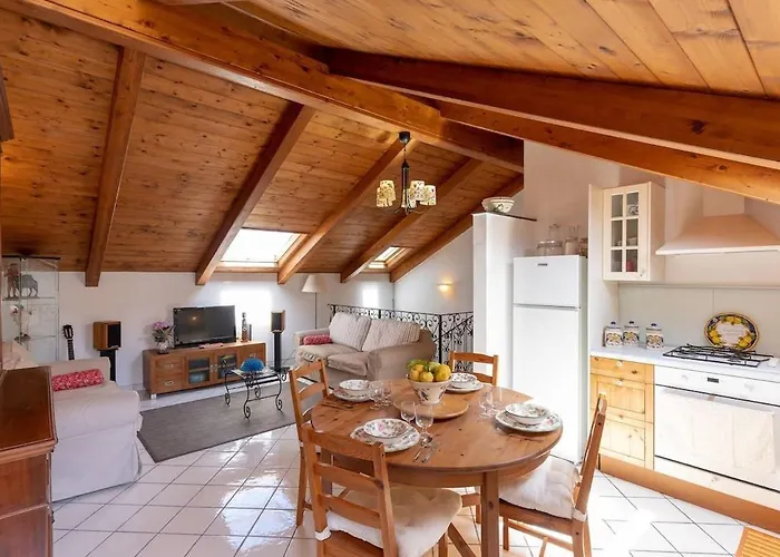 Seasuntour - Pinnidy' S House Daire *